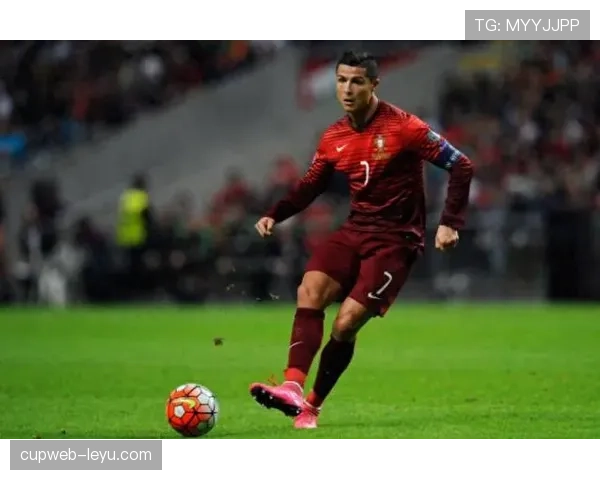 C罗闪耀赛场，率国家队上演惊天逆转