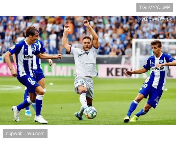 潘普洛纳小城球队新赛季剑指西甲中游,力争稳健表现 潘普洛纳小城球队新赛季剑指西甲中游,力争稳健表现