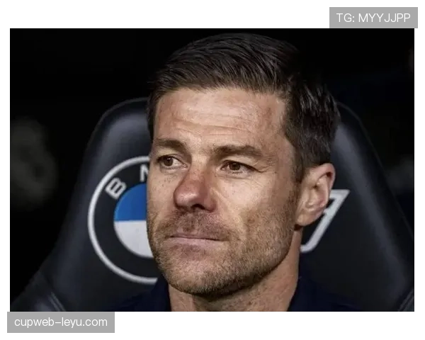 皇马战术革新:应对新挑战,持续领跑欧洲足坛 皇马战术革新:应对新挑战,持续领跑欧洲足坛