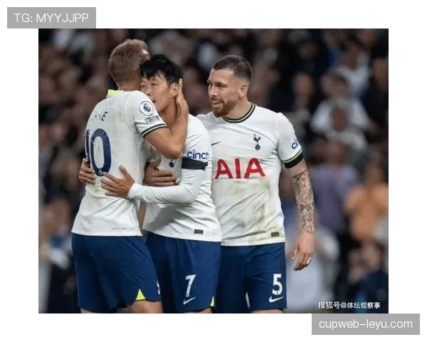 阿尔瓦雷斯与孙兴慜对比:全能攻击手的战术角色与活动范围差异 阿尔瓦雷斯与孙兴慜对比:全能攻击手的战术角色与活动范围差异