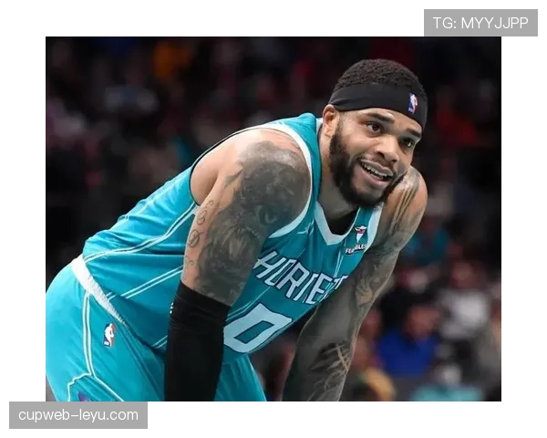 布里奇斯利用挡拆拉开空间，三分命中率显著提升助攻锋线核心地位